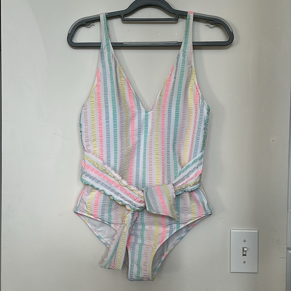 Vineyard Vines Multicolor Striped One Piece Swimsuit - Picture 4 of 9